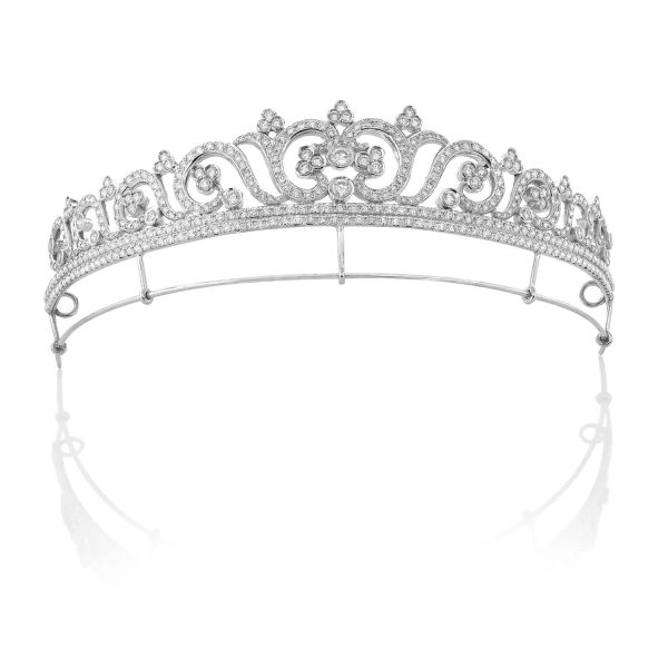 Diadema Wedding Diadema de oro blanco de 18K adornada con 12,00ct de diamantes talla brillante .