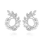 Pendientes Fierce Pendientes de oro blanco de 18K adornados con 2,12ct de diamantes talla brillante.