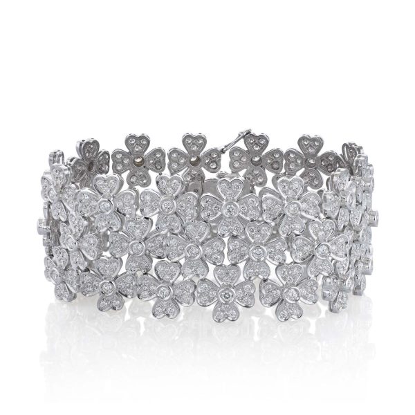 Pulsera Destiny Pulsera de oro blanco de 18K inspirada en motivos florales con 12,80ct de diamantes talla brillante.