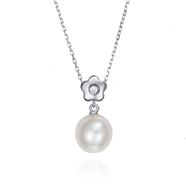 Necklace New PEARL - GAYUBO — Home Of Classic Jewelry 18K white gold necklace decorated with 0,03ct of brilliant cut diamonds and a cultivated pearl.