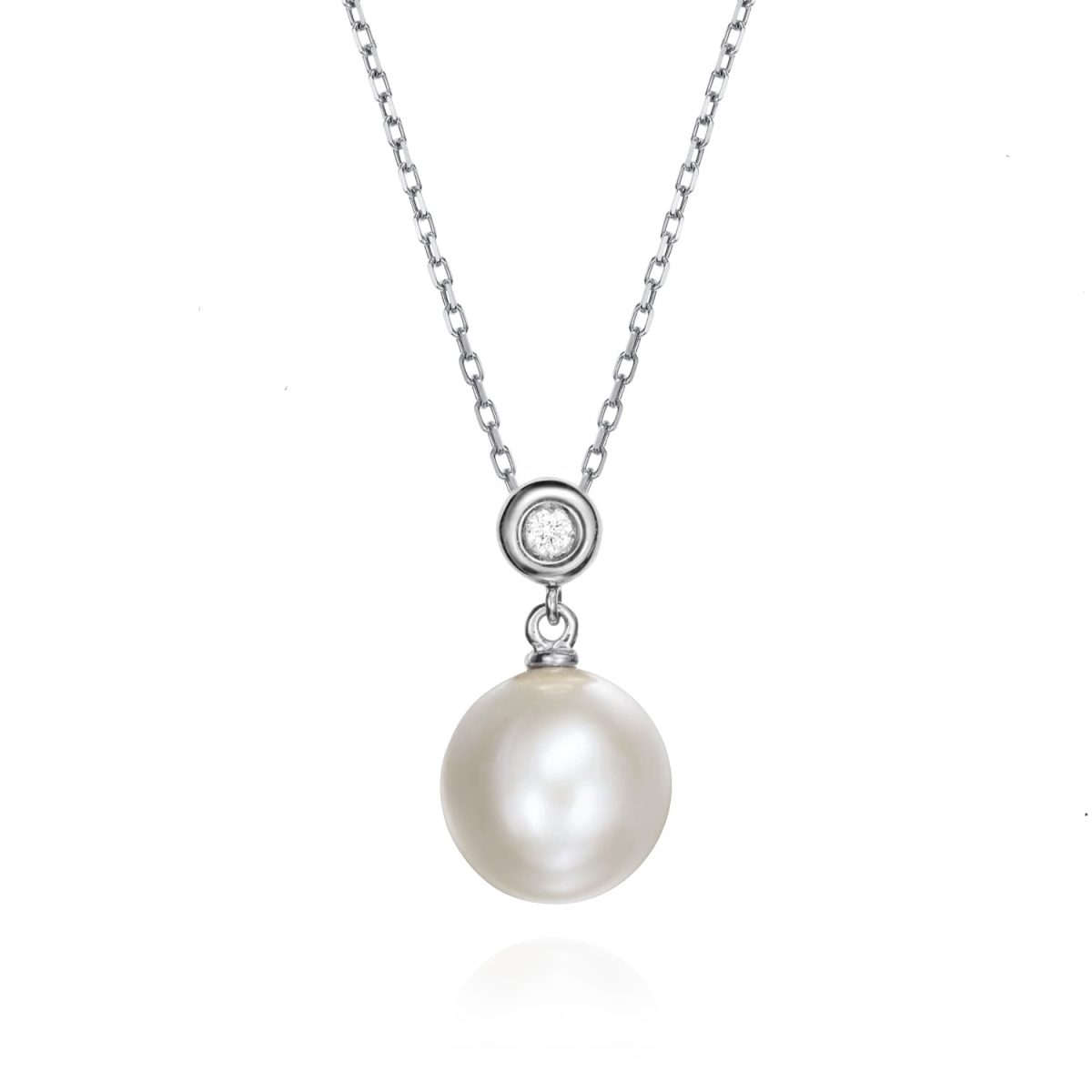 Necklace New PEARL - GAYUBO — Home Of Classic Jewelry 18K white gold necklace decorated with 0,04ct of brilliant cut diamonds and a cultivated pearl.